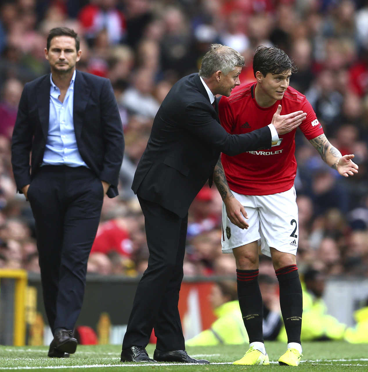 亚冠激战：柔佛VS上海海港，收官之战谁能笑傲？